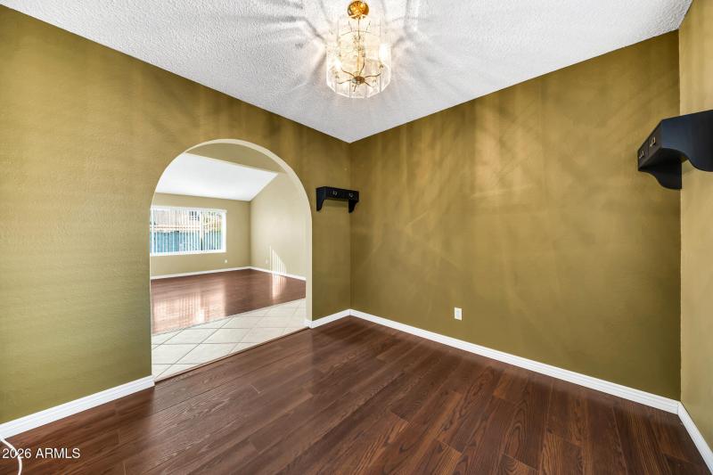 3033 W Kathleen Rd-7_(2048)