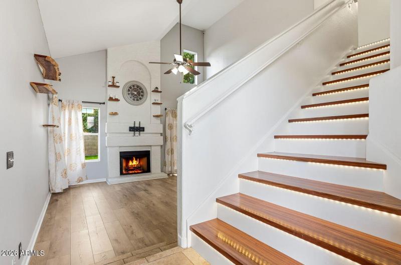 26-web-or-mls-7505 W Kristal Way Glendal