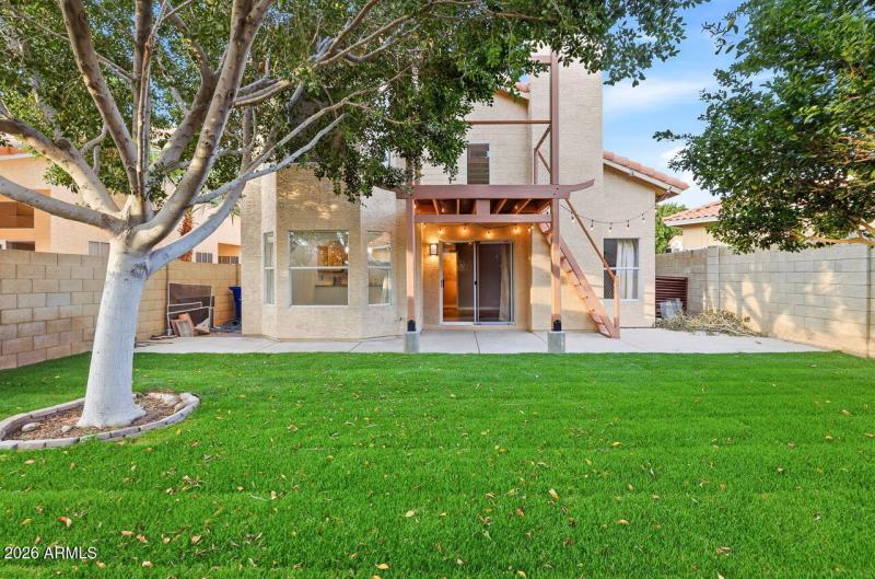 48-web-or-mls-7505 W Kristal Way Glendal