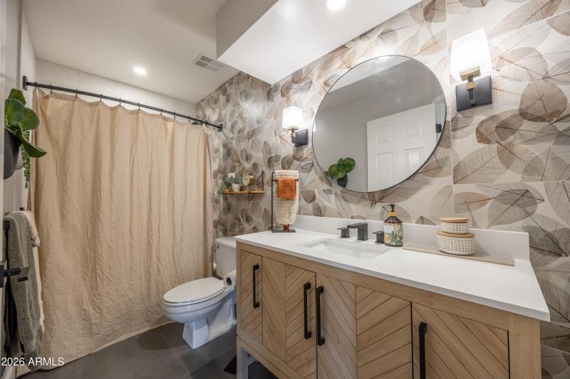 GUEST BATHROOM