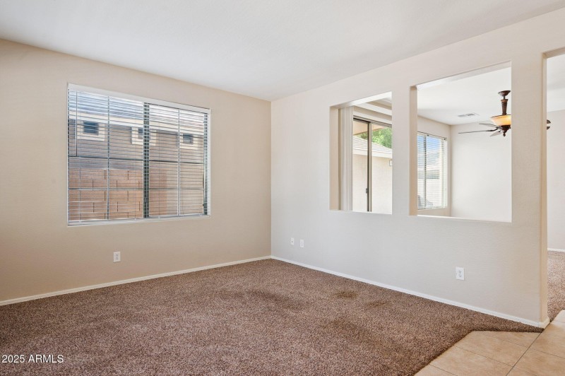 5-web-or-mls-3660-e-hyatt-ln