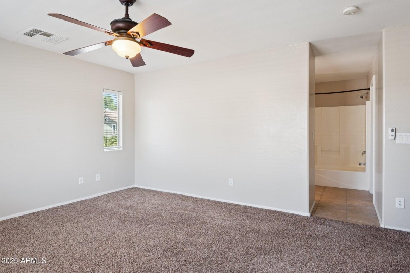 17-web-or-mls-3660-e-hyatt-ln