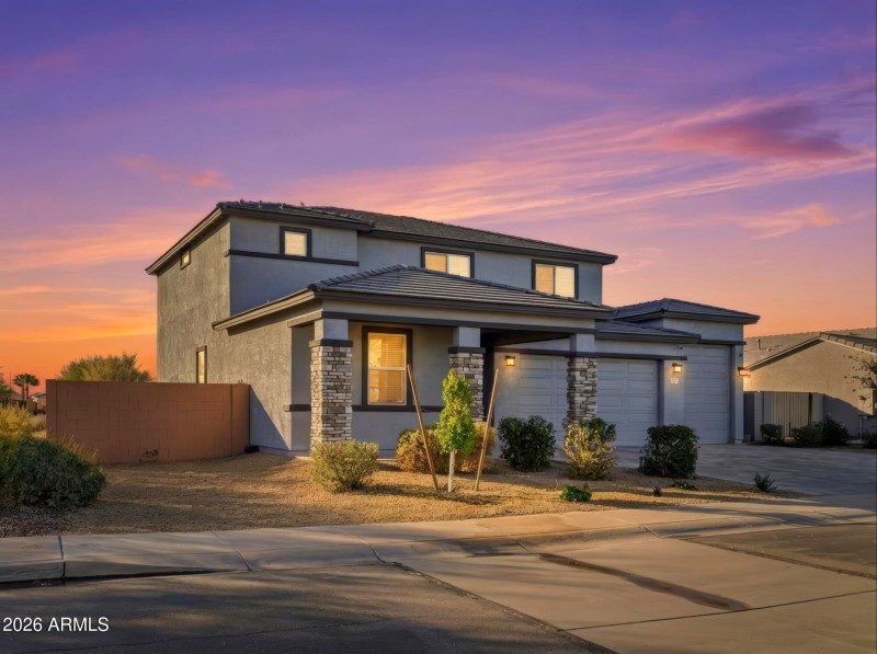 Sunset Exterior | Casa Vista