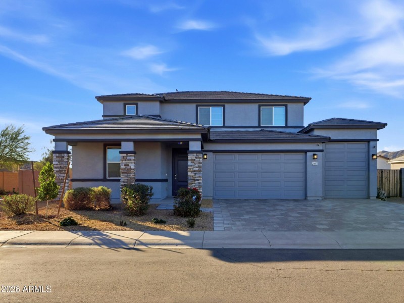 Front Exterior | RV Garage Home