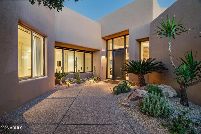 03-10641 e Tamarisk way (3 of 65)