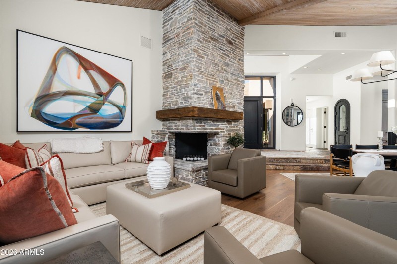 14-10641 e Tamarisk way (14 of 65)