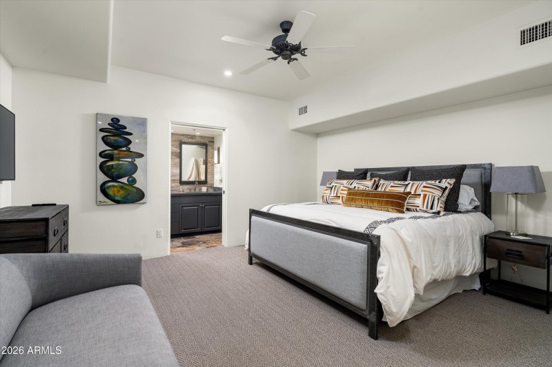 37-10641 e Tamarisk way (37 of 65)