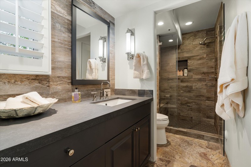 38-10641 e Tamarisk way (38 of 65)