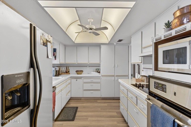 11-web-or-mls-14- N Cameo Dr