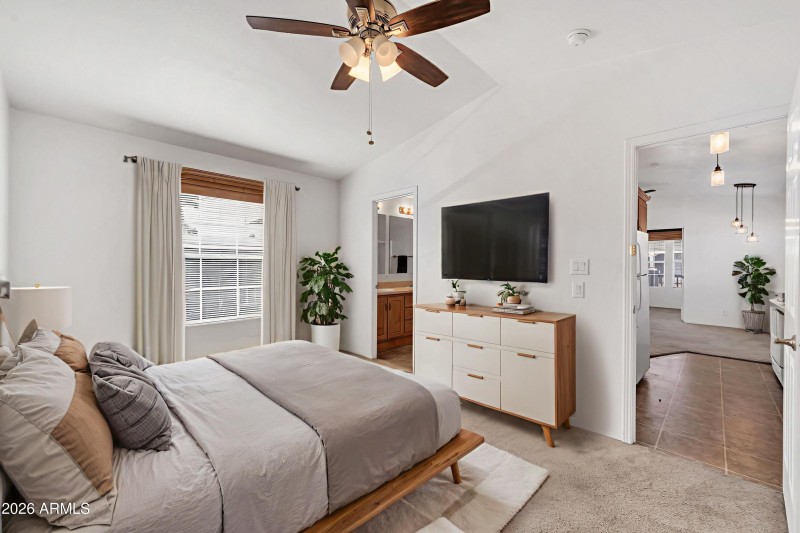 17851 N 16th Pl VS 4