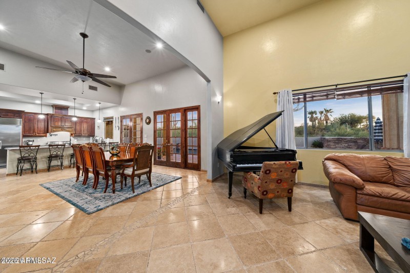 4496 N Via Bellas Catalinas