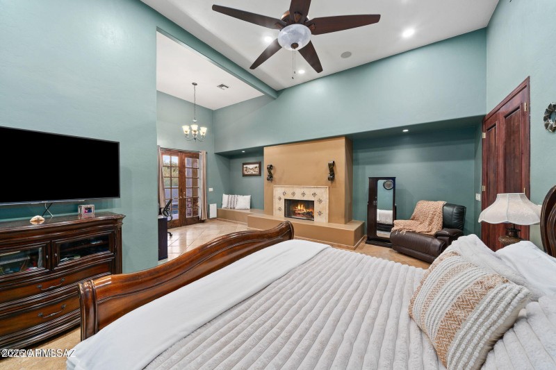 4496 N Via Bellas Catalinas