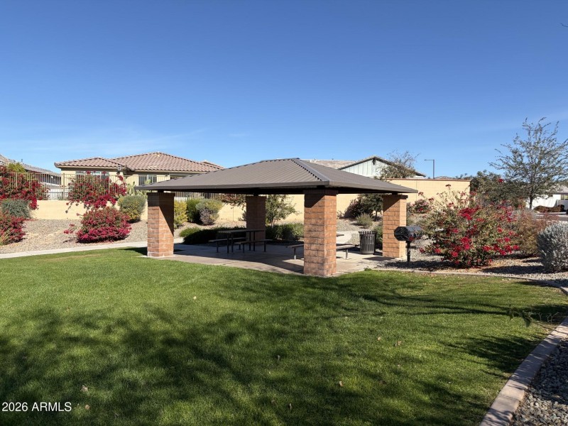 Community Park nearby