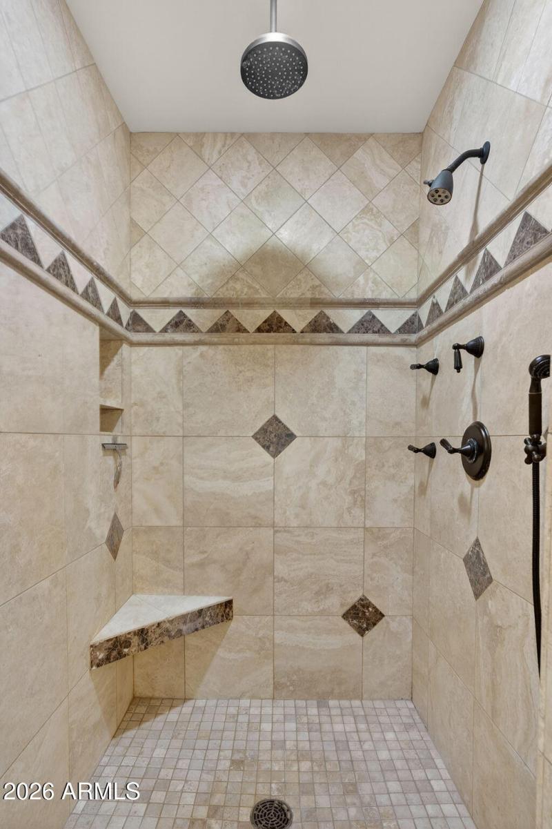 53-web-or-mls-68-W Harmony Pl