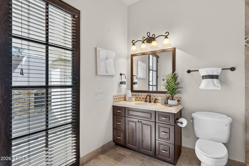 67-web-or-mls-13-W Harmony Pl (2)