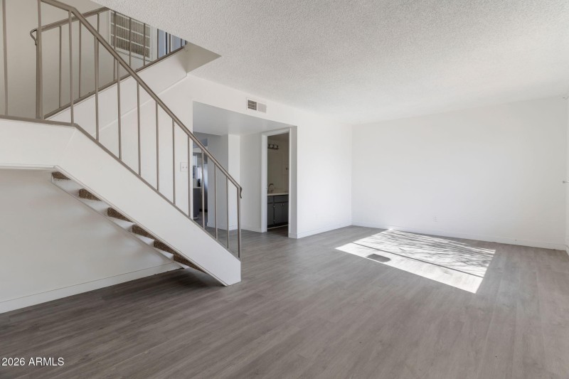 1-web-or-mls-QP-8436