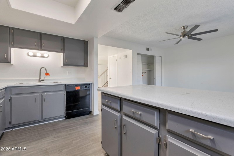 7-web-or-mls-QP-8494