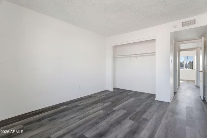 12-web-or-mls-QP-8544