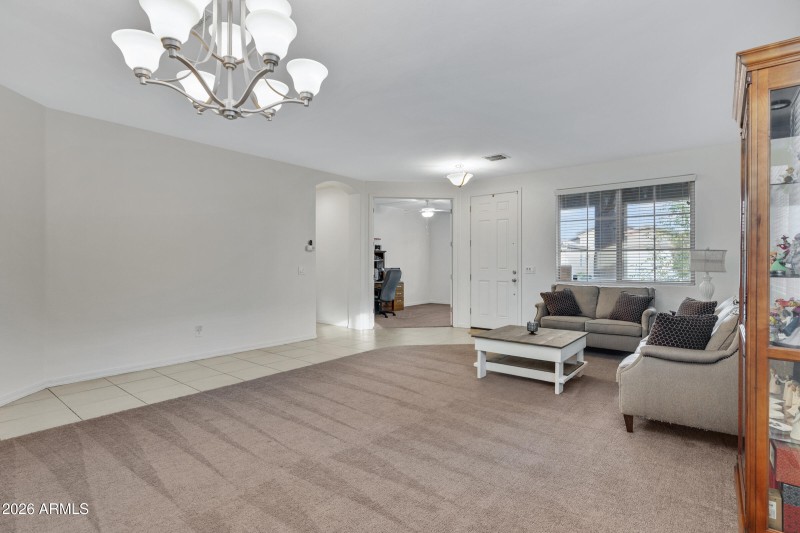 123 W Winterberry Ave-8