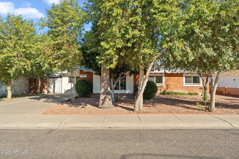 1-web-or-mls-DSC_9001