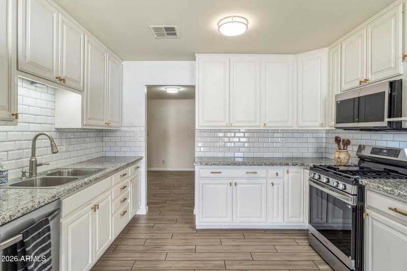 18-web-or-mls-DSC_9018