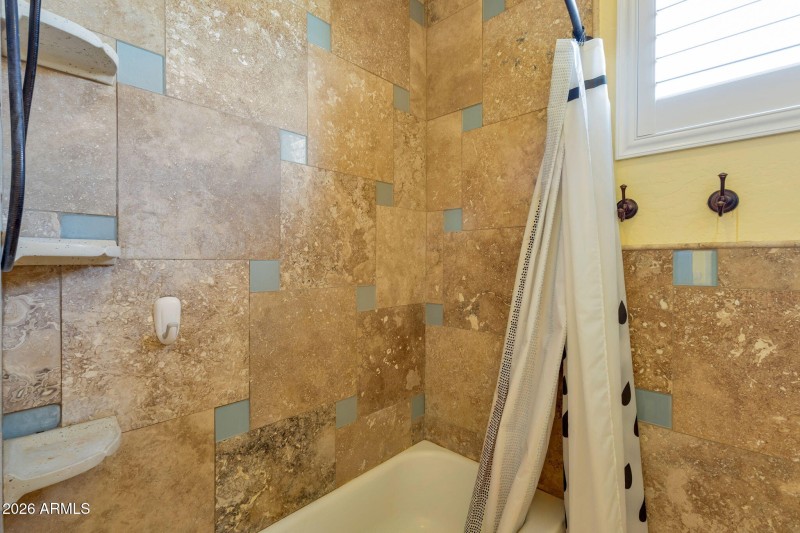 23-web-or-mls-Qp-4534