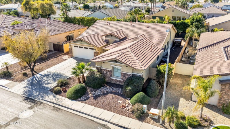 45-web-or-mls-Qp- (2)