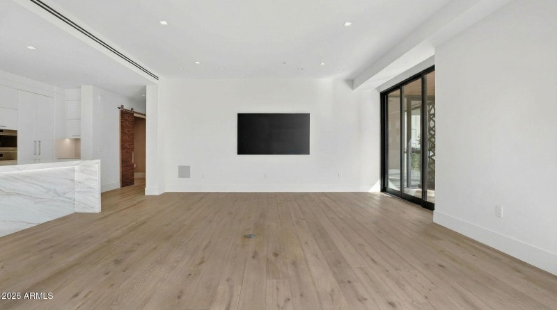 10-web-or-mls-DSC00607