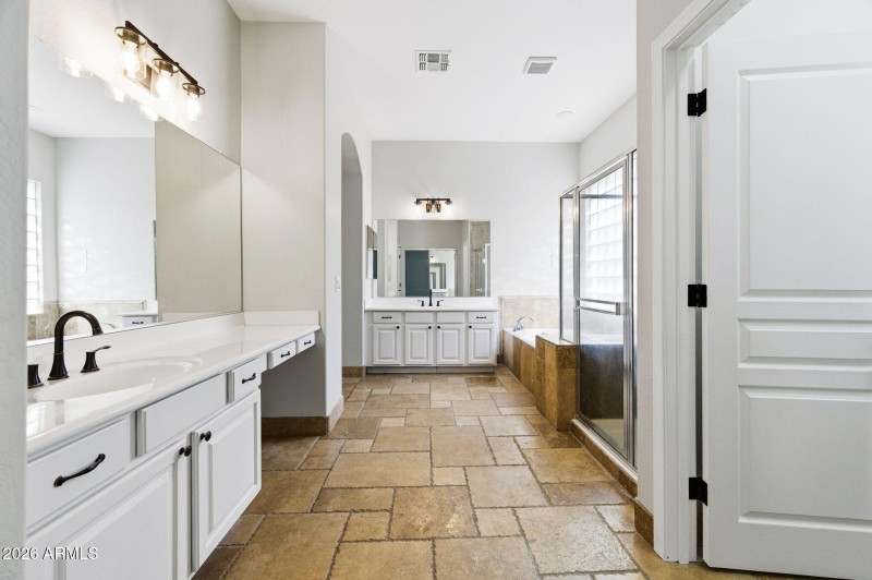 17-web-or-mls-44572 Granite Dr-17