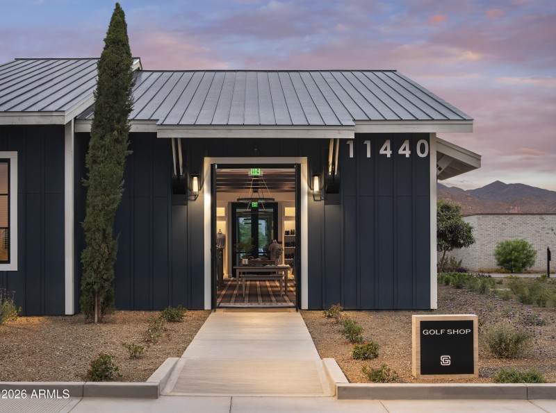 Sterling Grove Golf Club Pro Shop 4