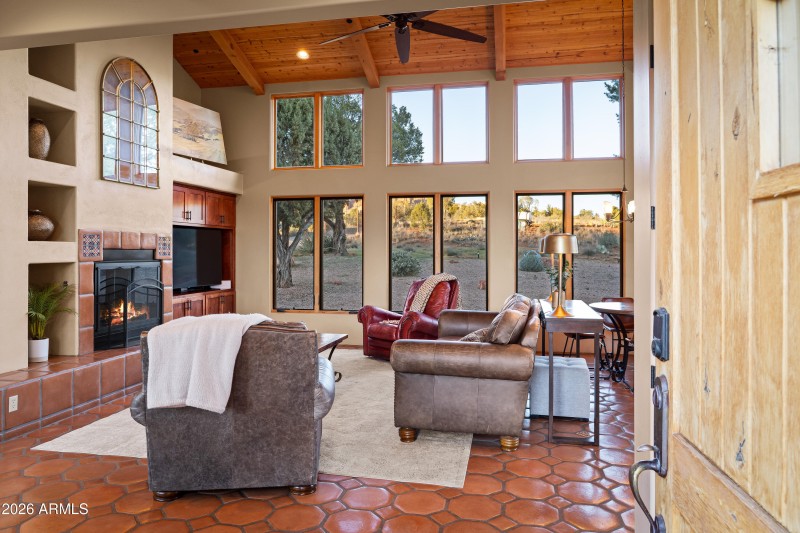 JL_40Arabian-interiors-CommonAreas-01