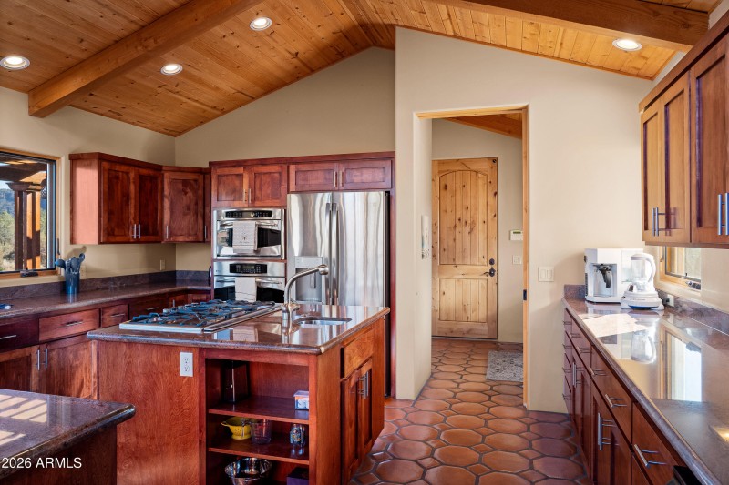 JL_40Arabian-interiors-CommonAreas-11