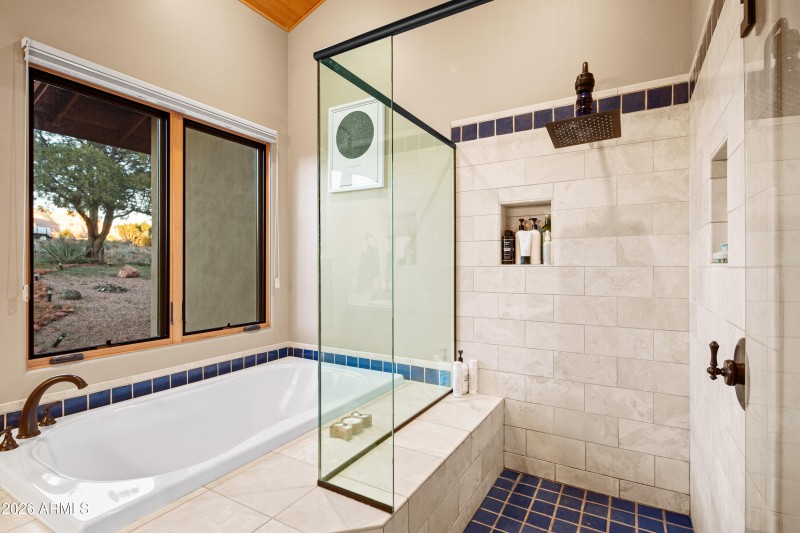 JL_40Arabian-interiors-PrimarySuite-06