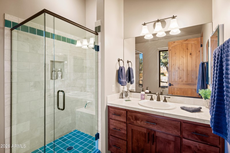 JL_40Arabian-interiors-SideRooms-06