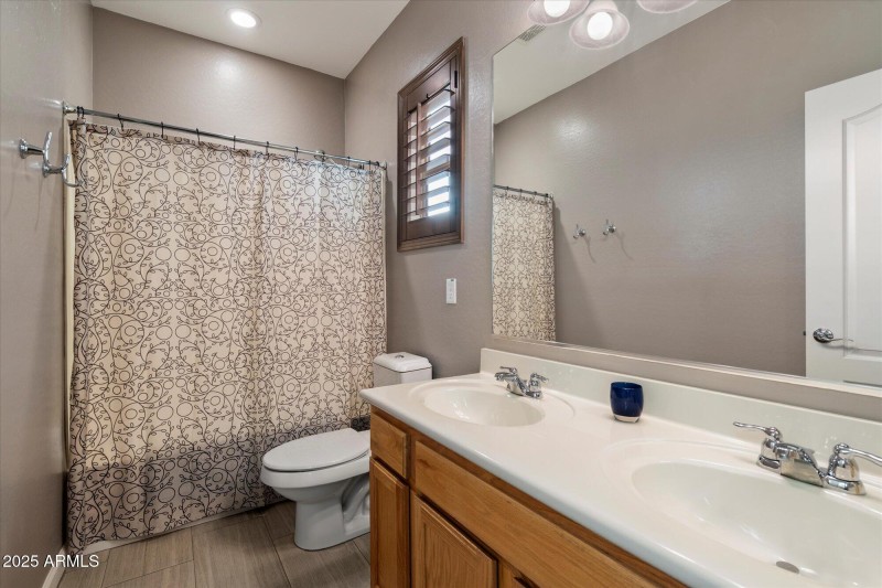 Guest Bath with Dual Sinks