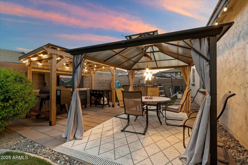 Gazebo & Outdoor Kitchen Area