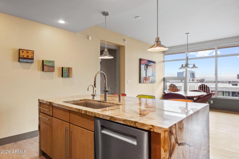 140 E Rio Salado Pkwy Unit 610-12