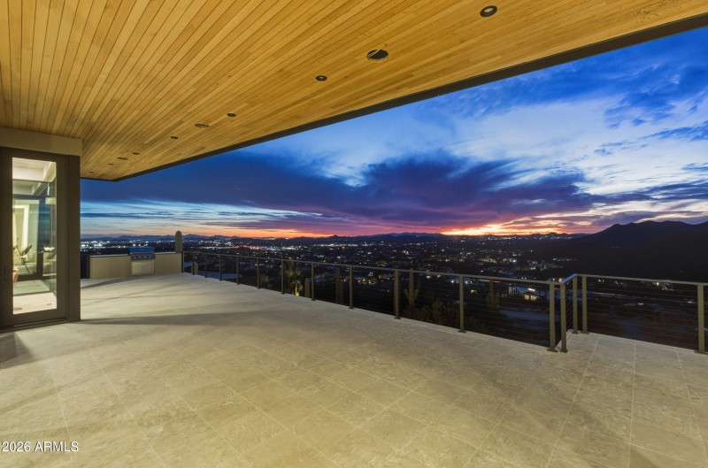 Upper Patio Deck