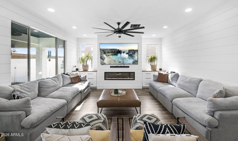 Family Room 1