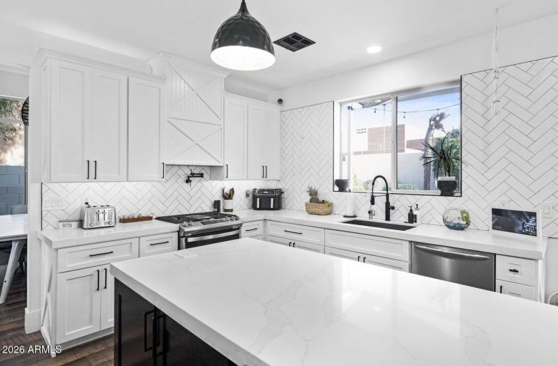 Kitchen 2