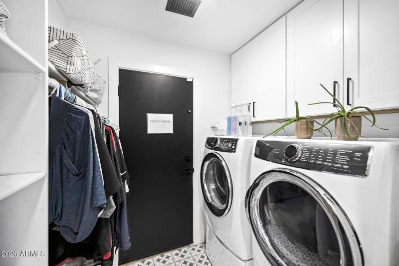 Launry