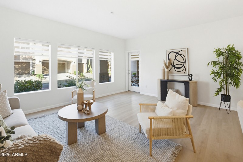 Lots of Natural Lights