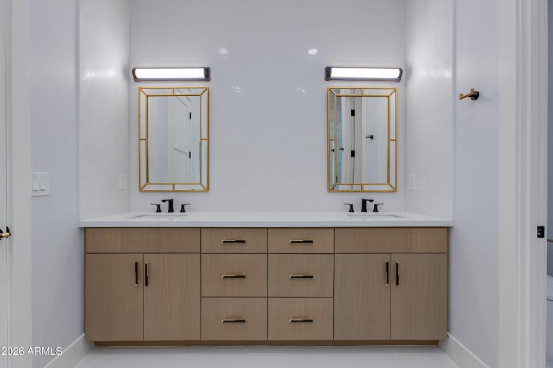 2nd Floor Primary Bath