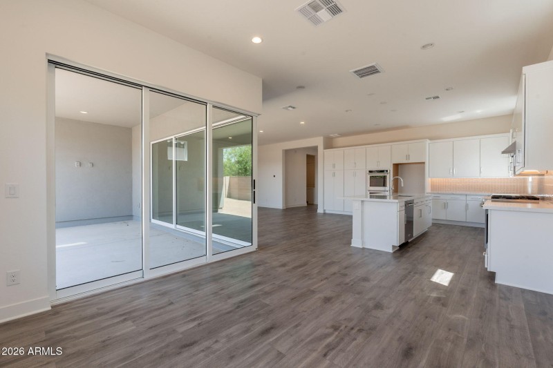 14-web-or-mls-Carlisle-14