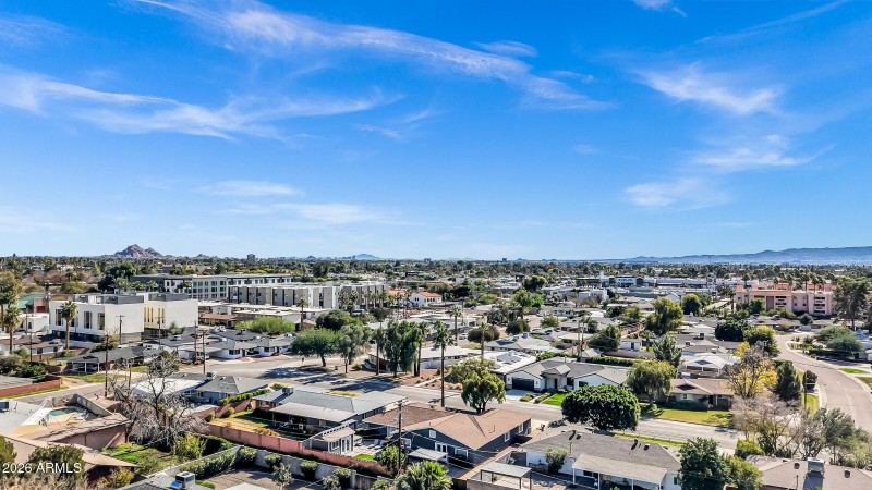 3046 E Glenrosa Ave-55