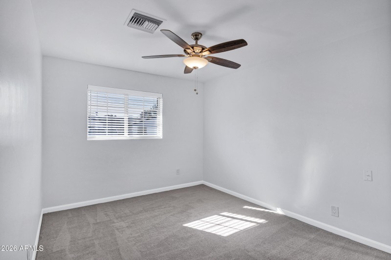 3046 E Glenrosa Ave-24