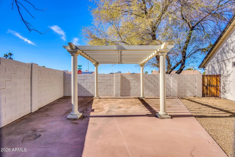 10645 E Mercer Ln-38