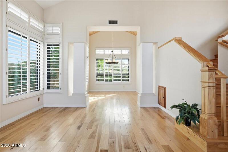 Large living & Dining area