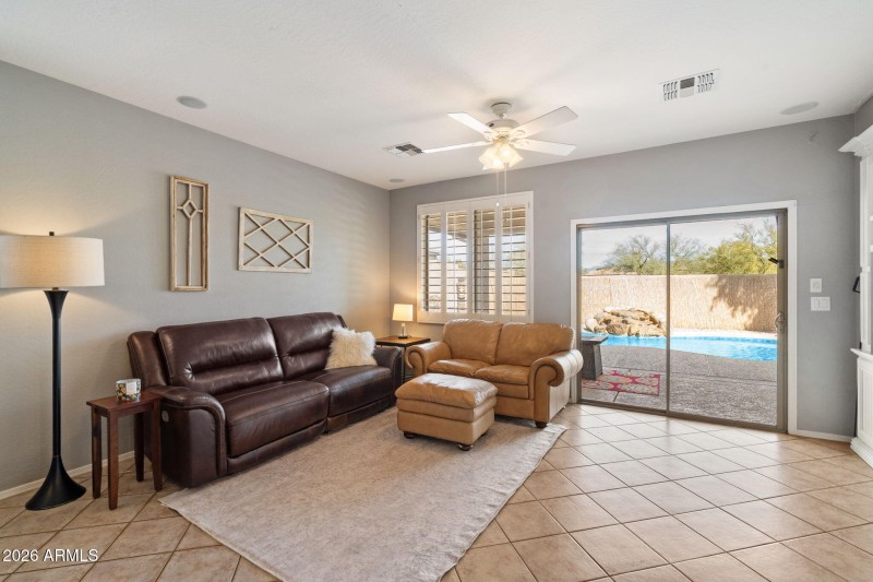 16-web-or-mls-_DSC1957