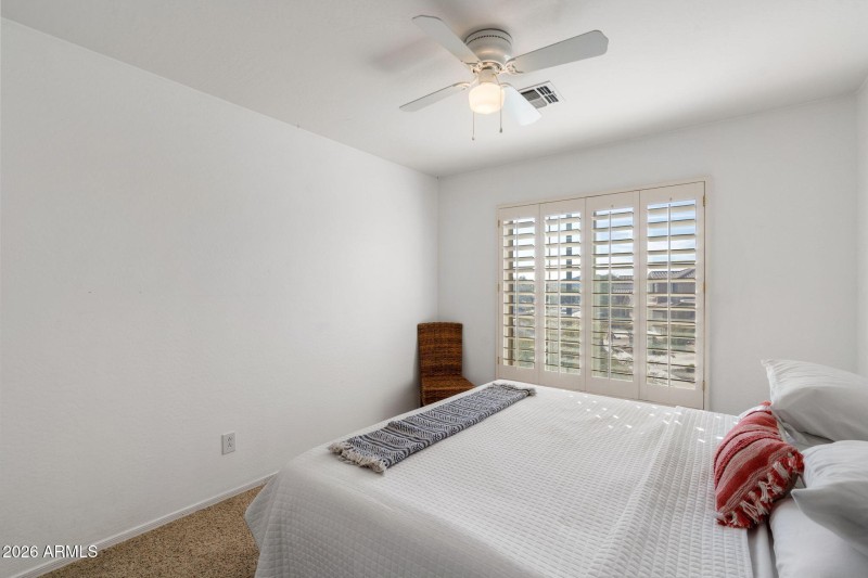 19-web-or-mls-_DSC2002